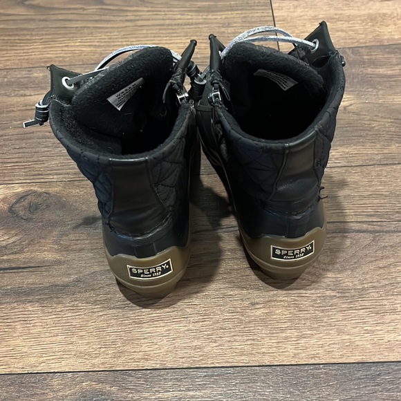 Sperry duck boot 6.5 - Picture 3 of 7
